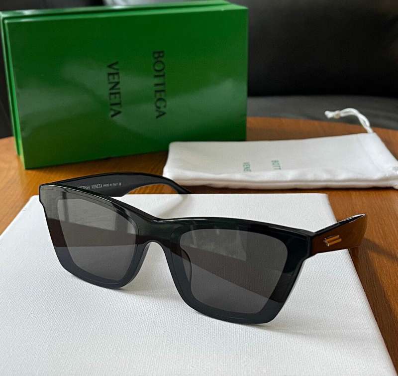 Picture of Bottega Veneta Sunglasses _SKUfw41934108fw